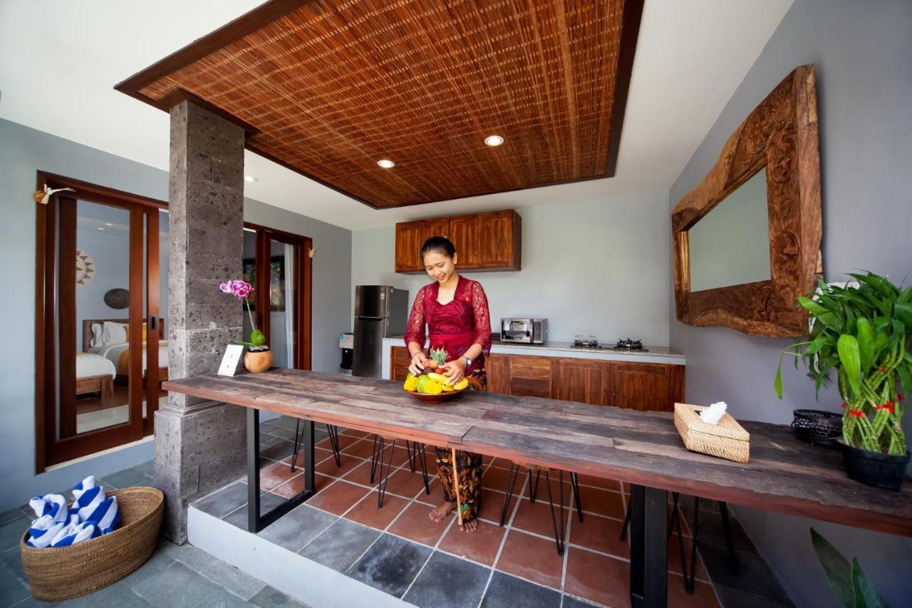 Kusuma Living And Villa Seminyak Exterior photo