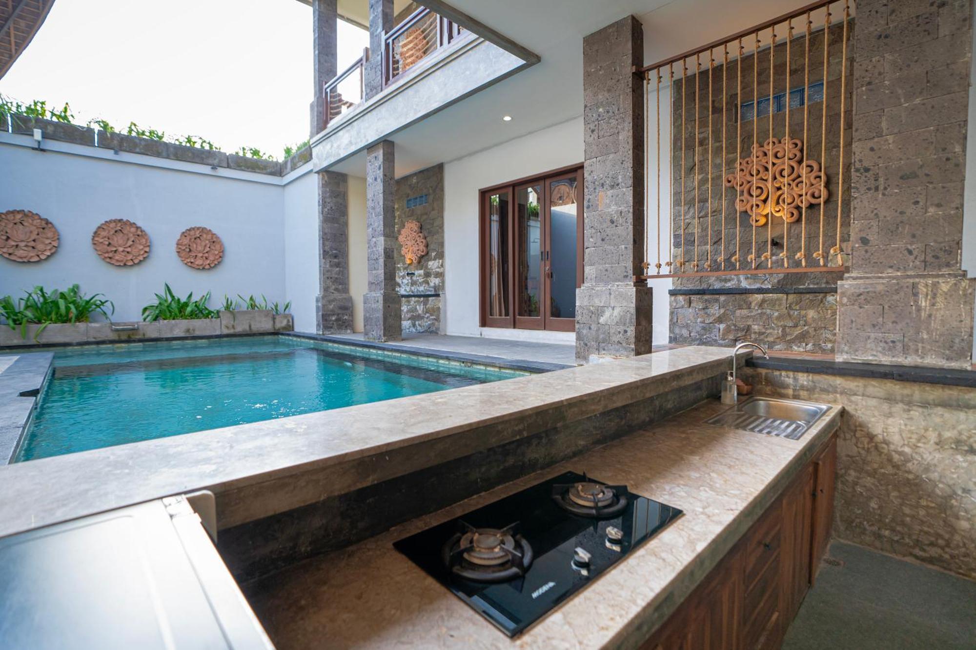 Kusuma Living And Villa Seminyak Exterior photo